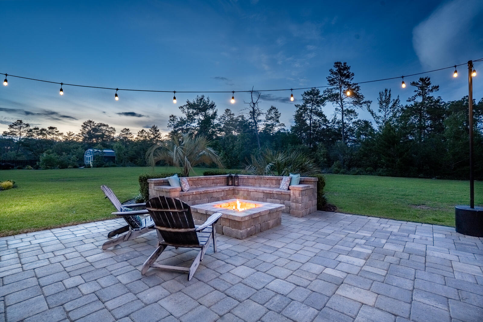 810 Brushed Dune Circle