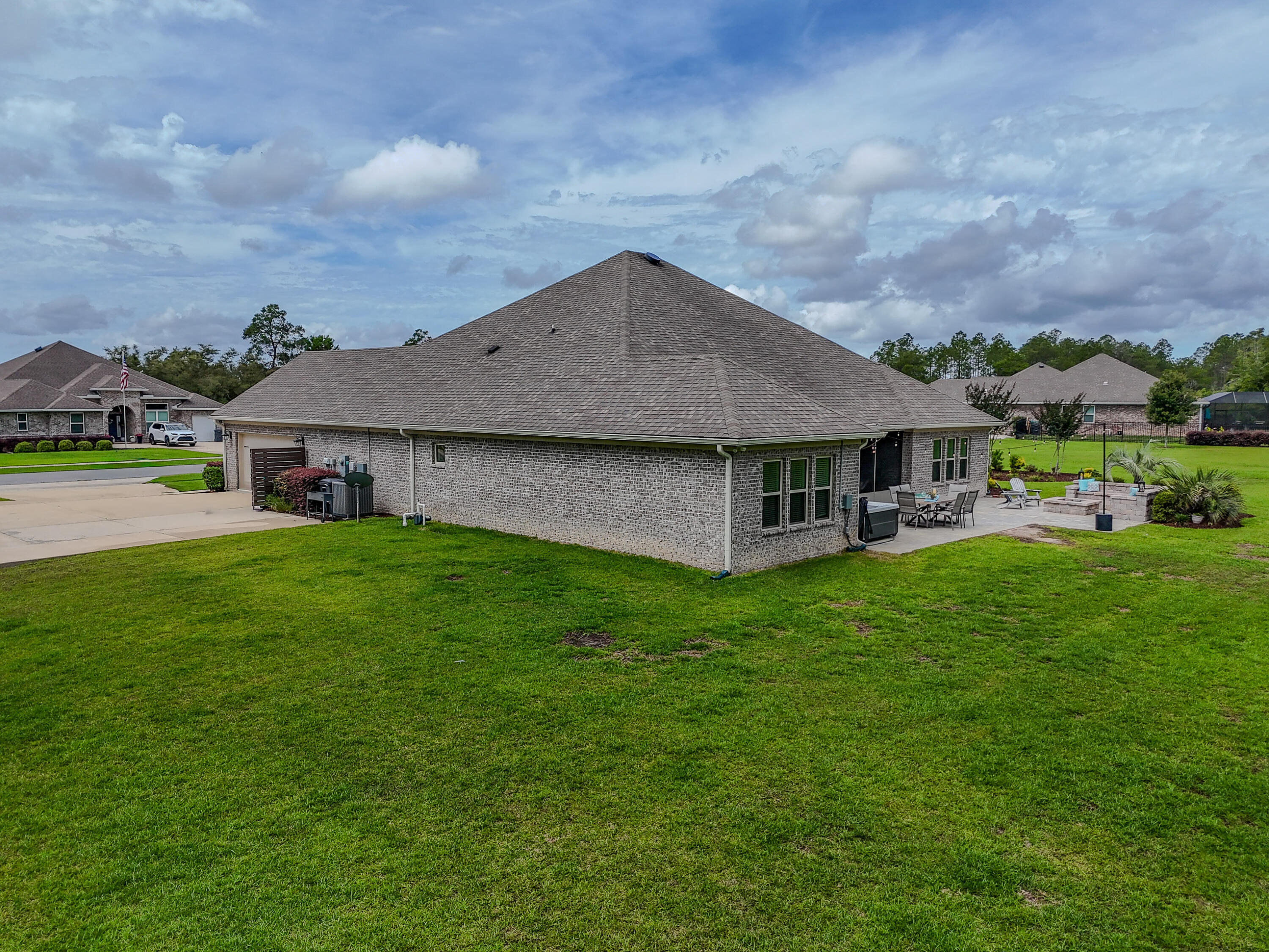 810 Brushed Dune Circle