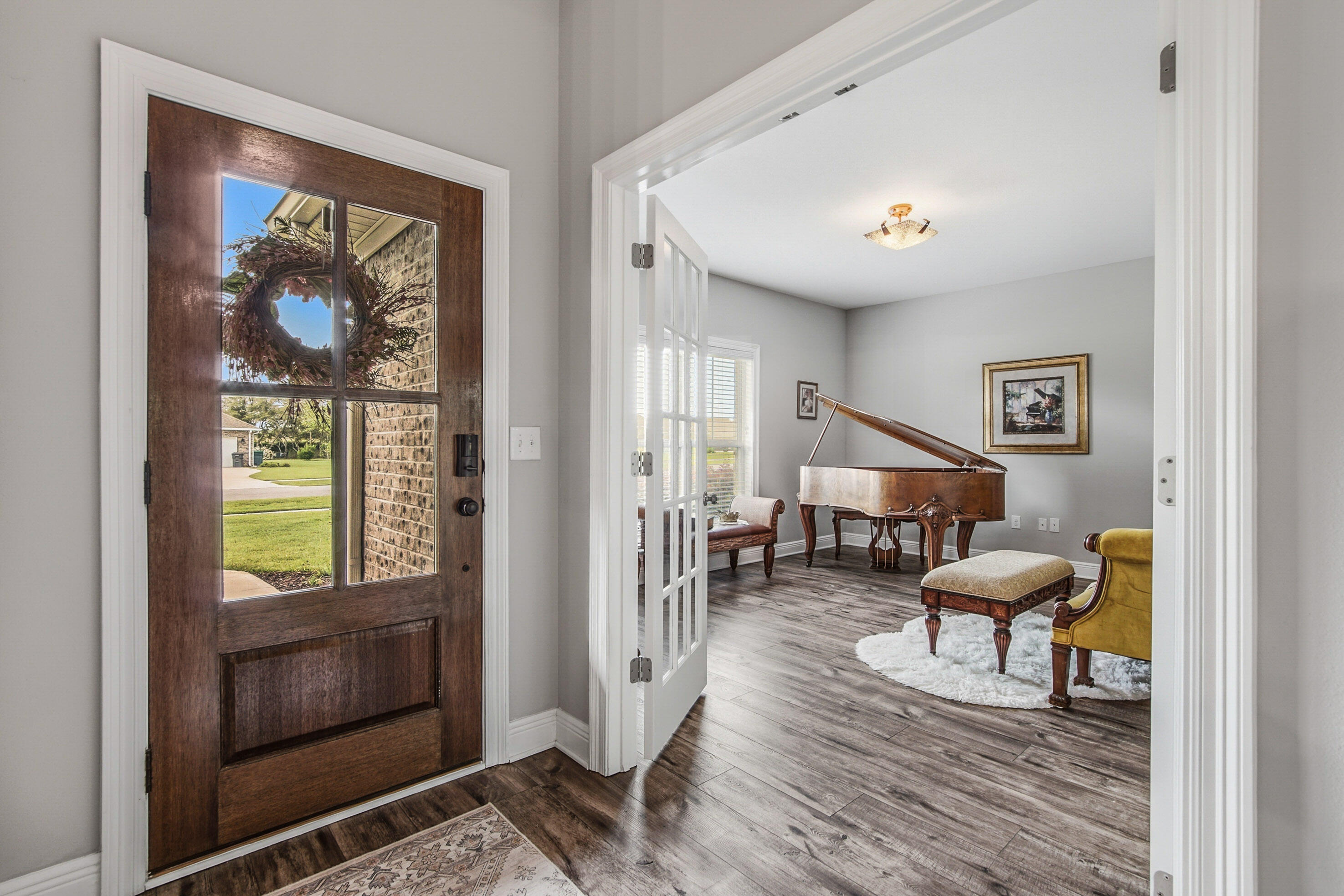 810 Brushed Dune Circle