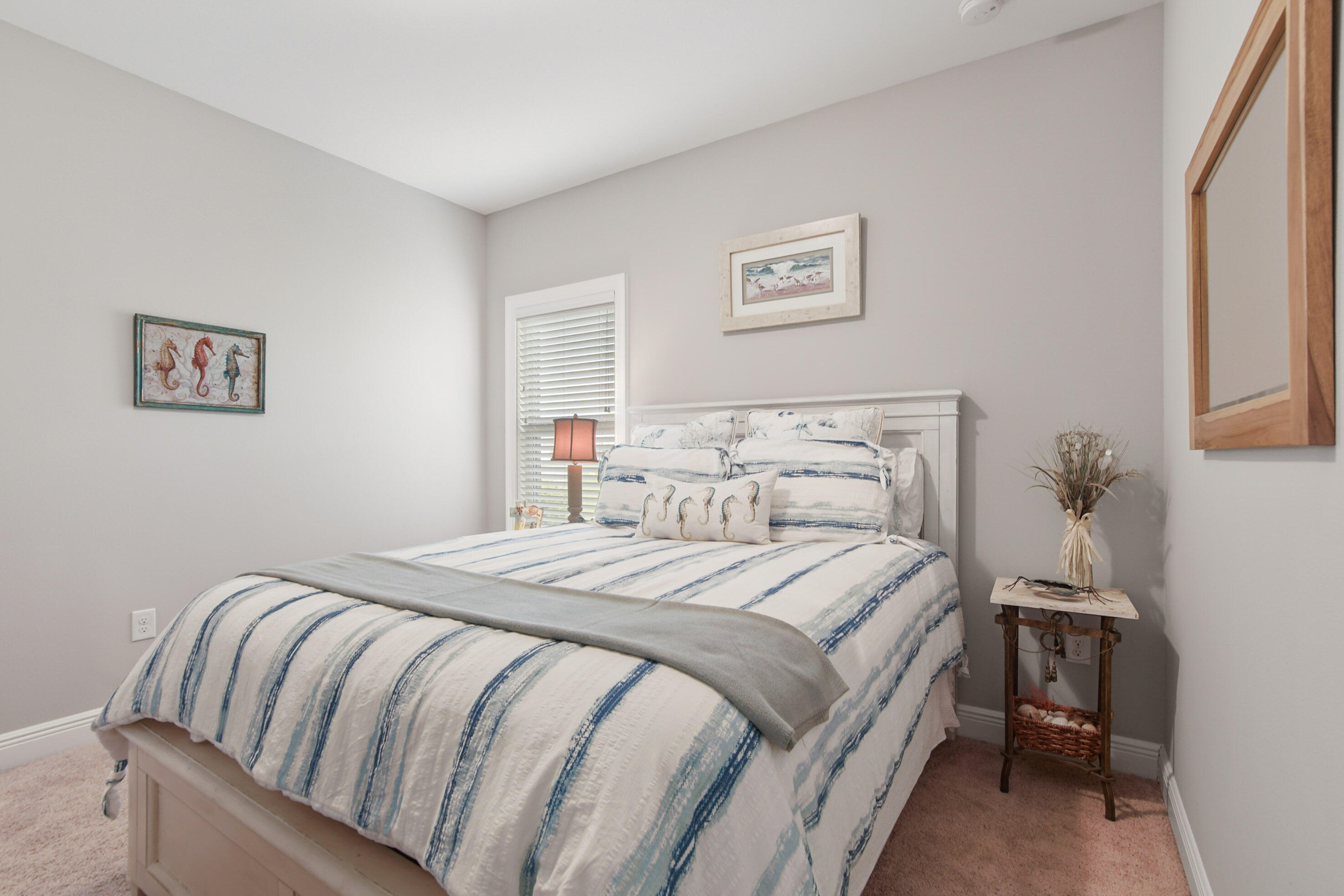 810 Brushed Dune Circle