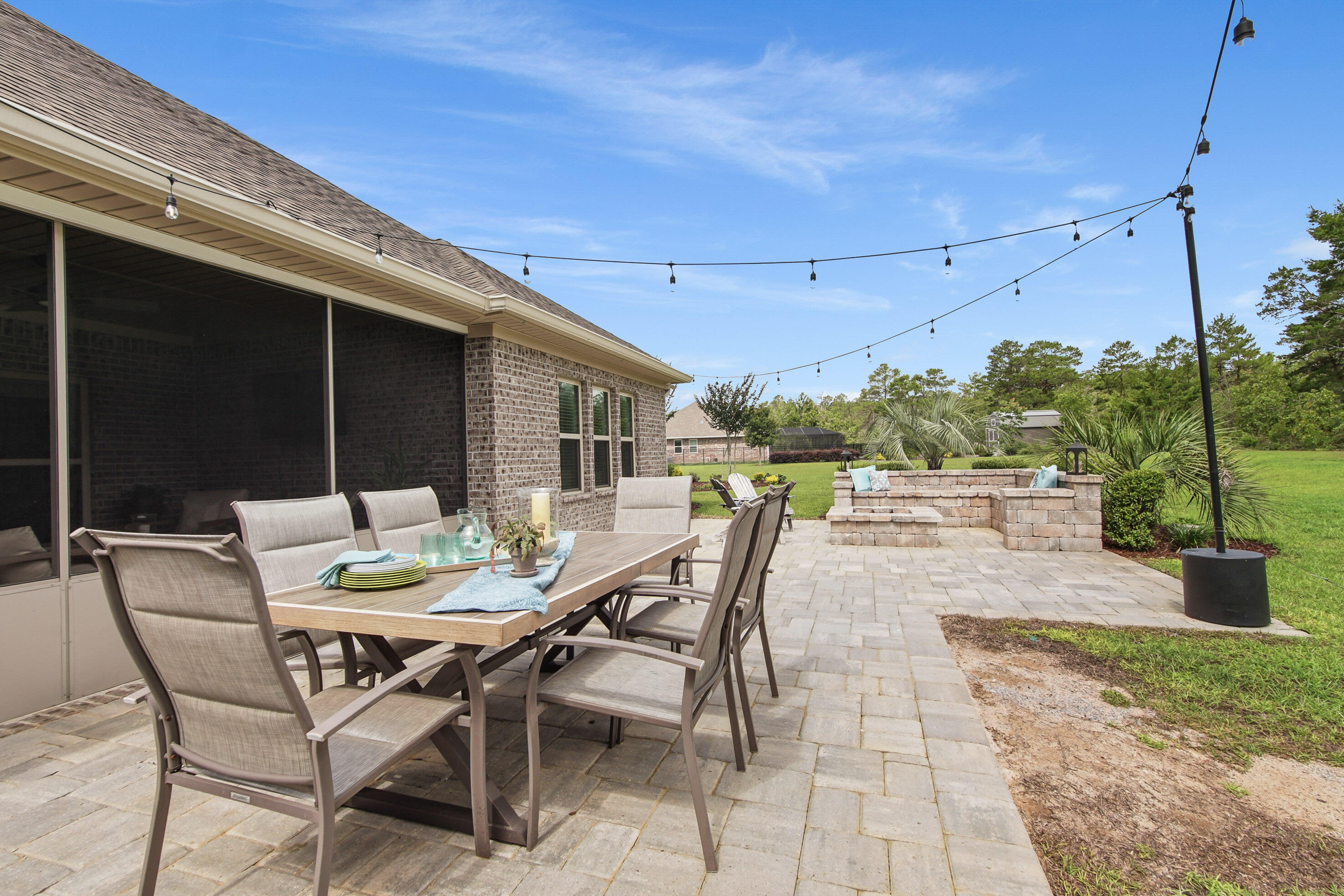 810 Brushed Dune Circle