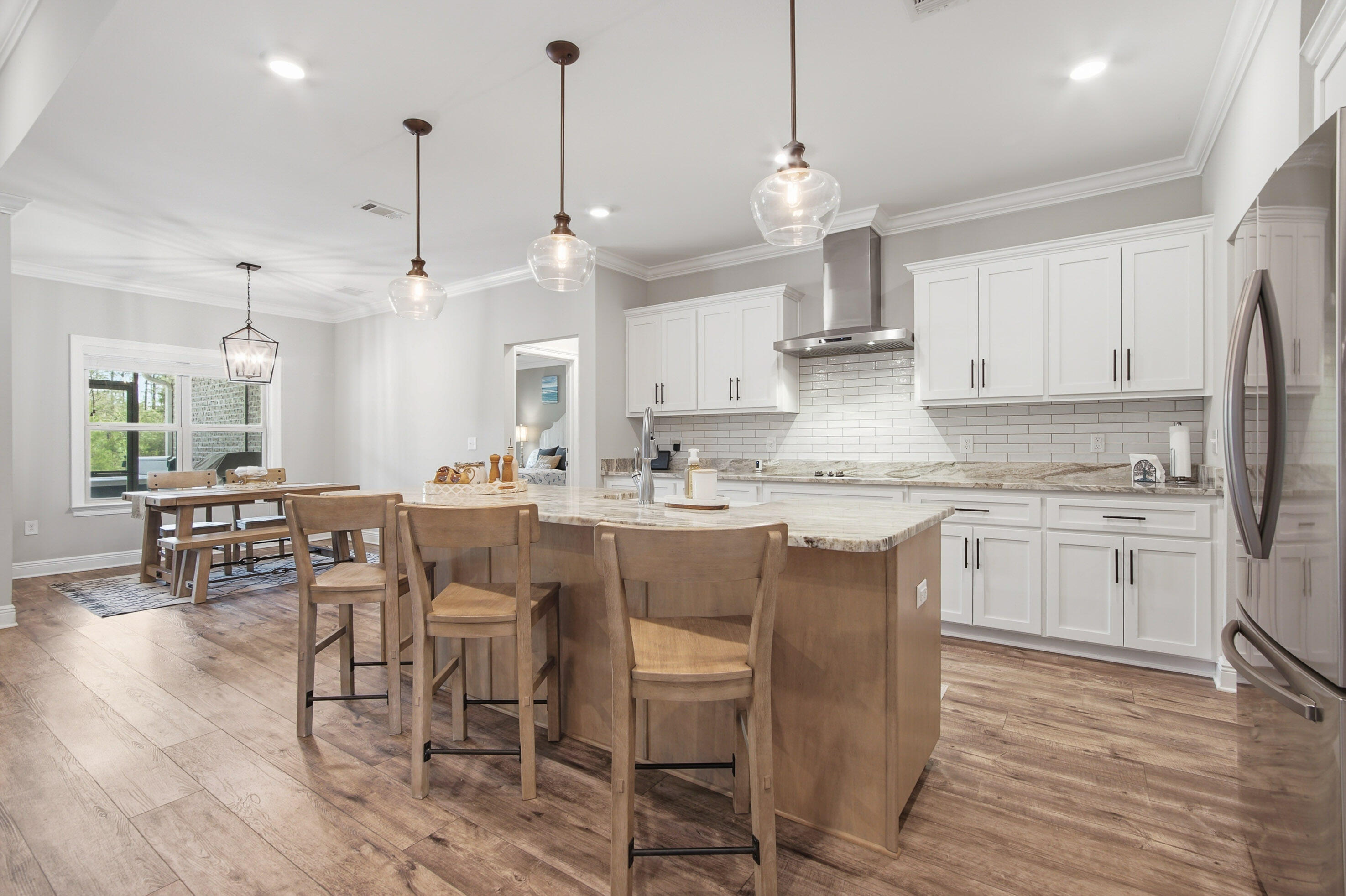 810 Brushed Dune Circle
