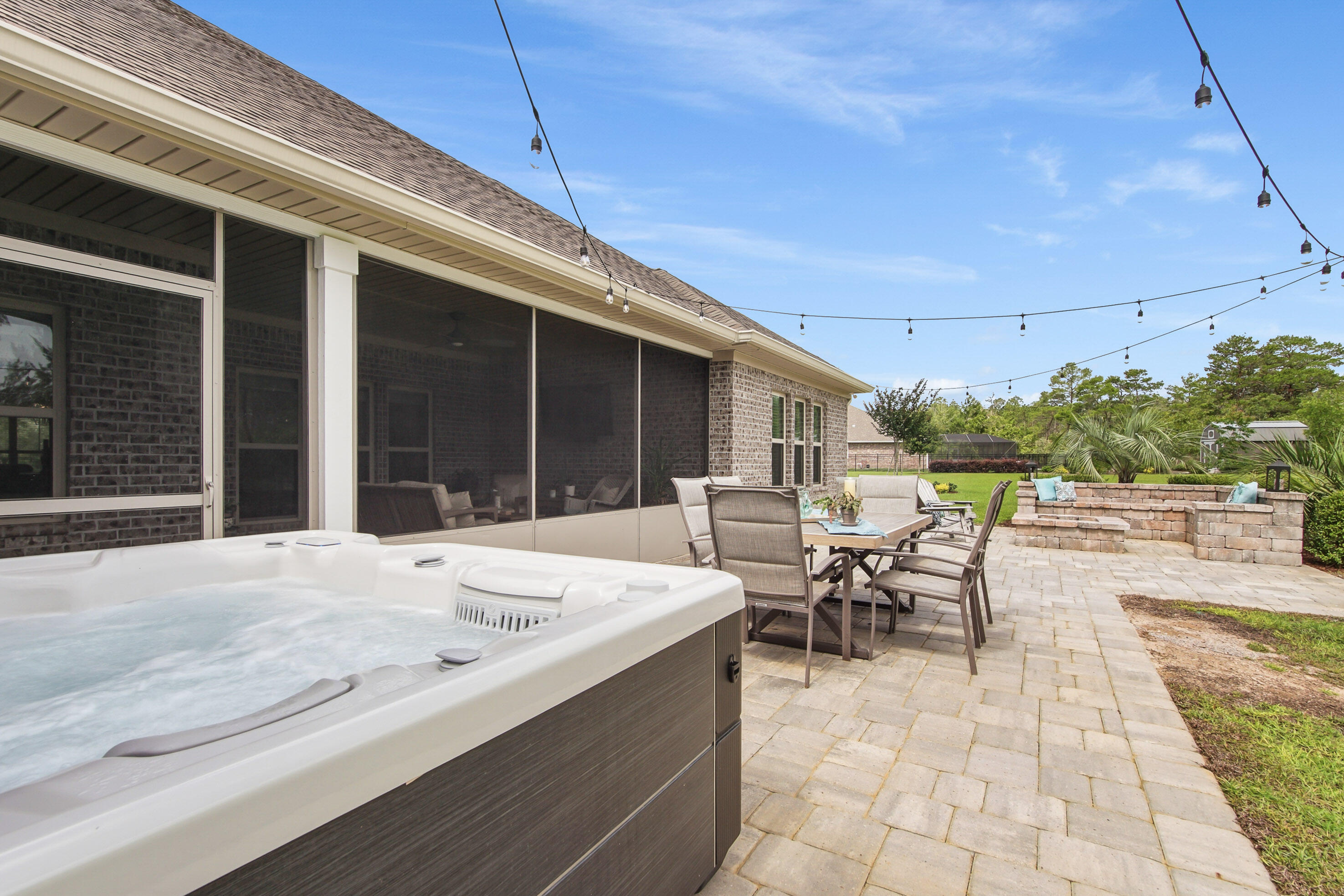 810 Brushed Dune Circle