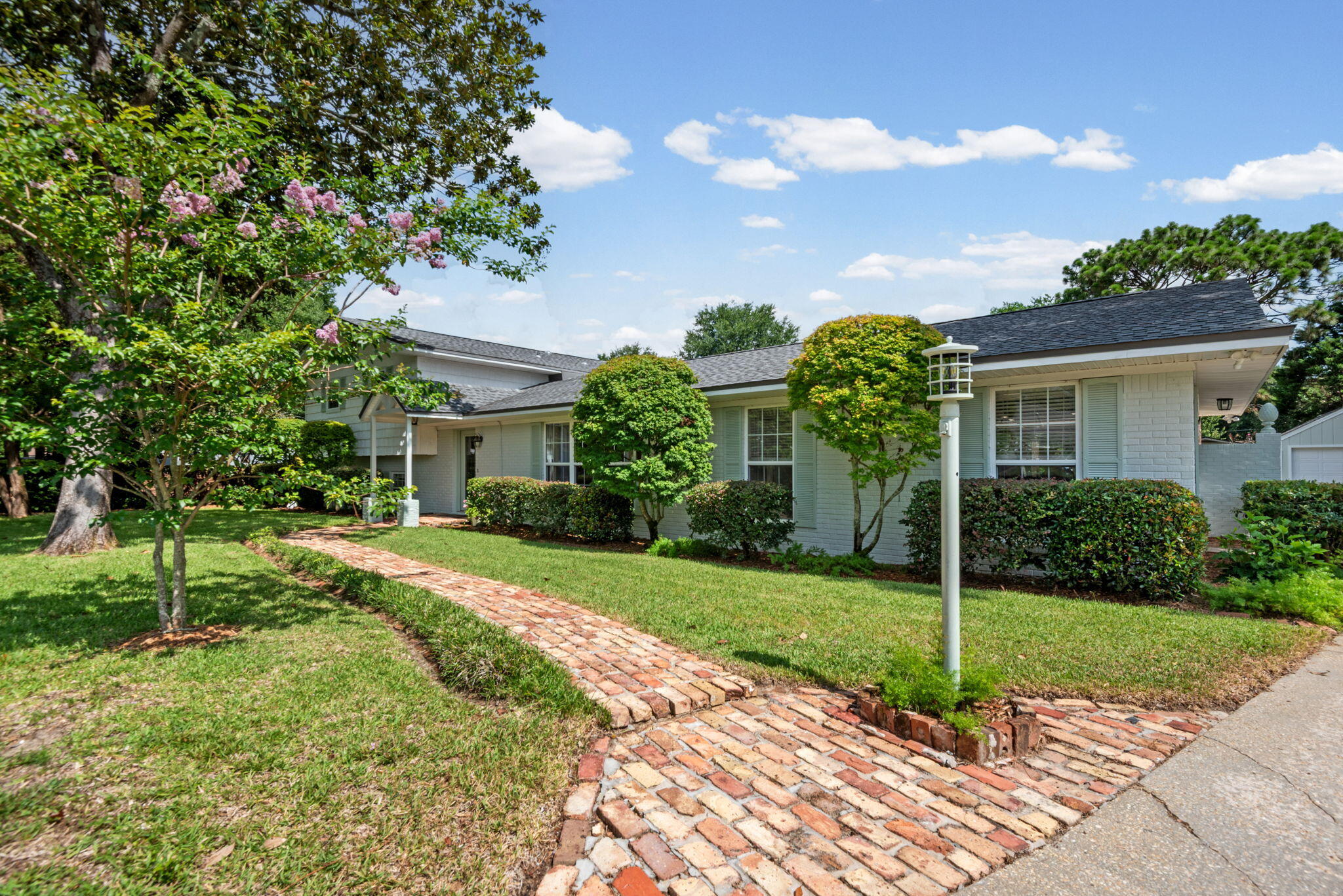 5 Maple Avenue