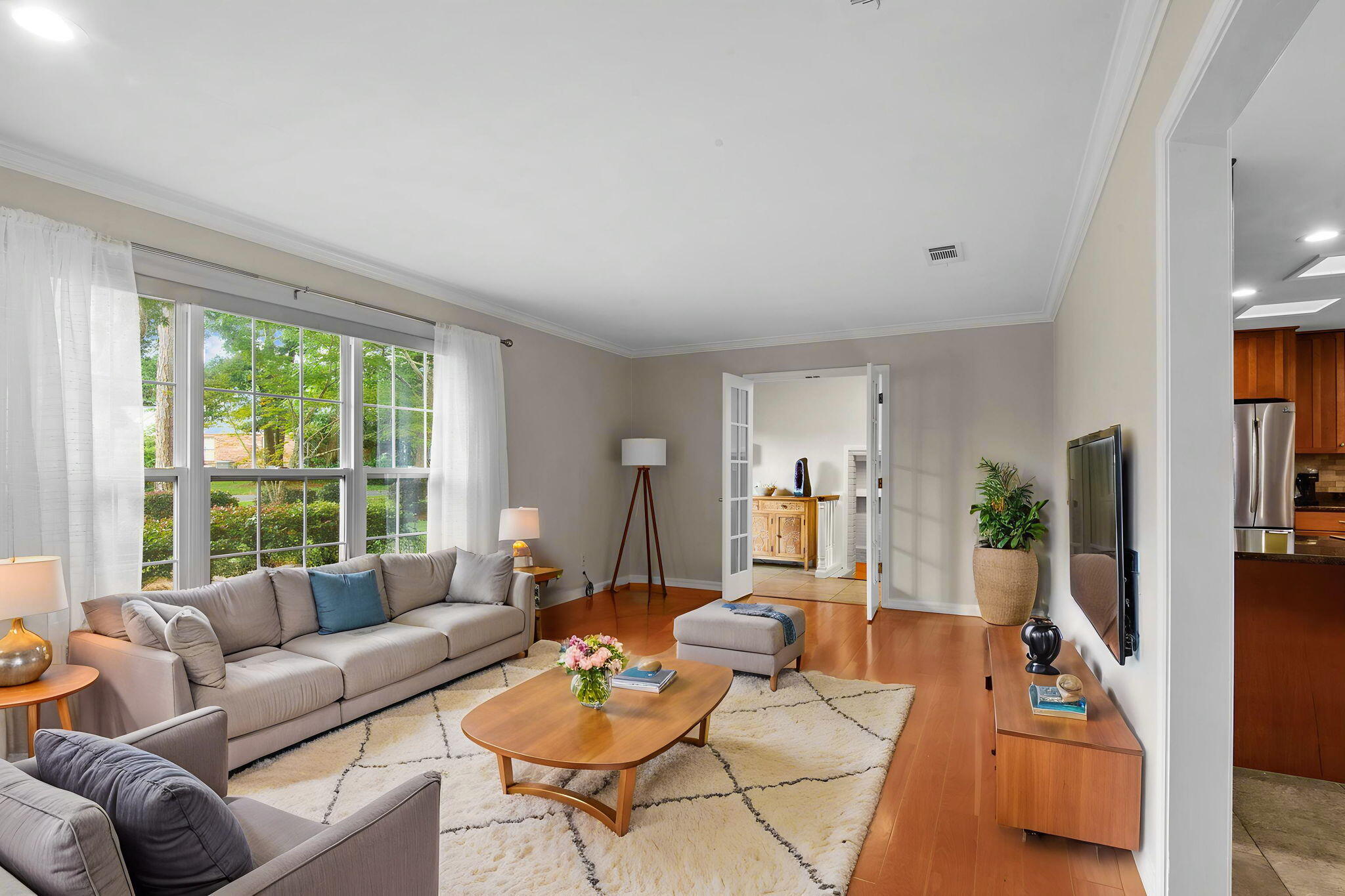 5 Maple Avenue