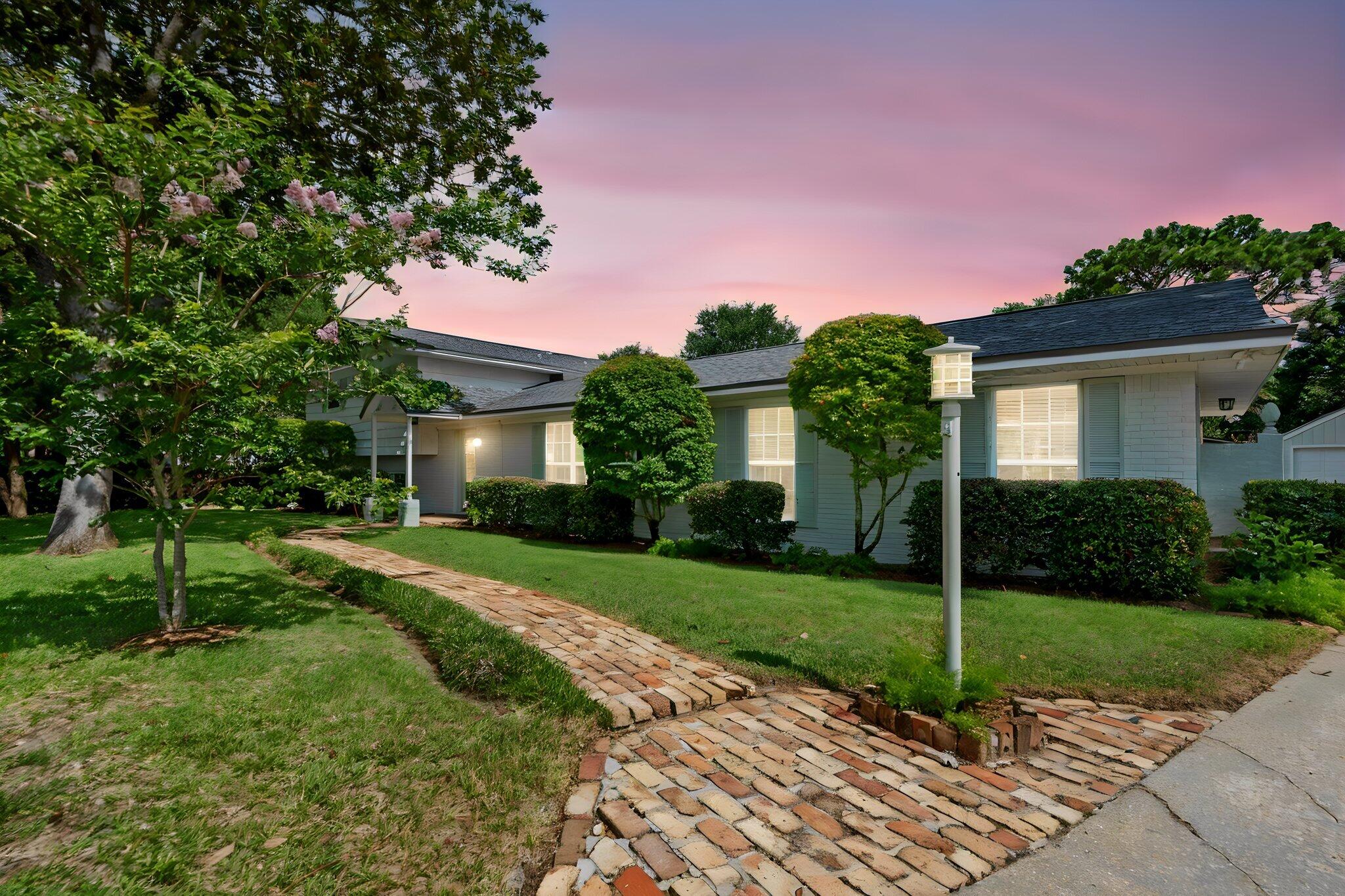 5 Maple Avenue
