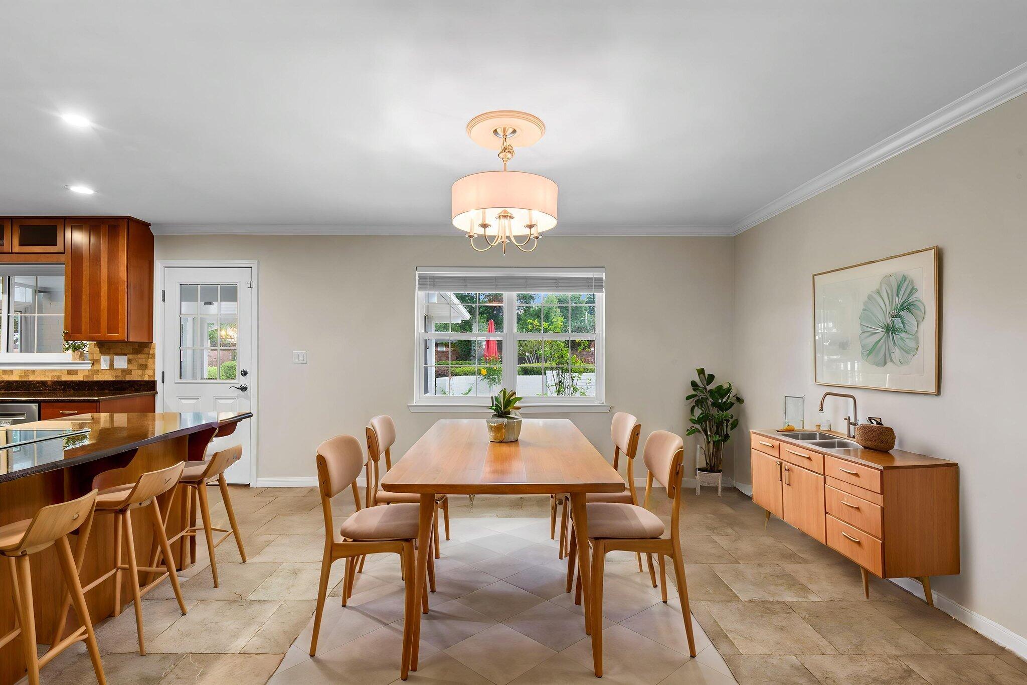 5 Maple Avenue