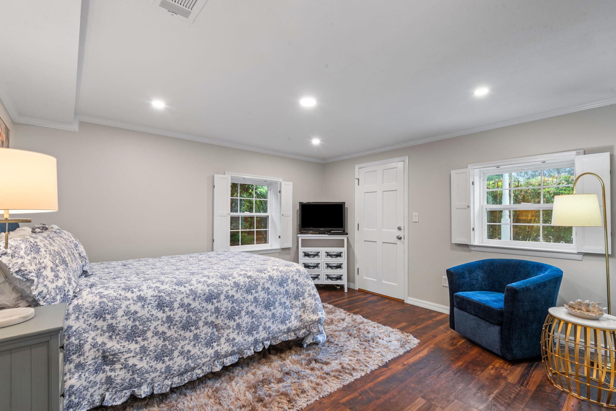 5 Maple Avenue