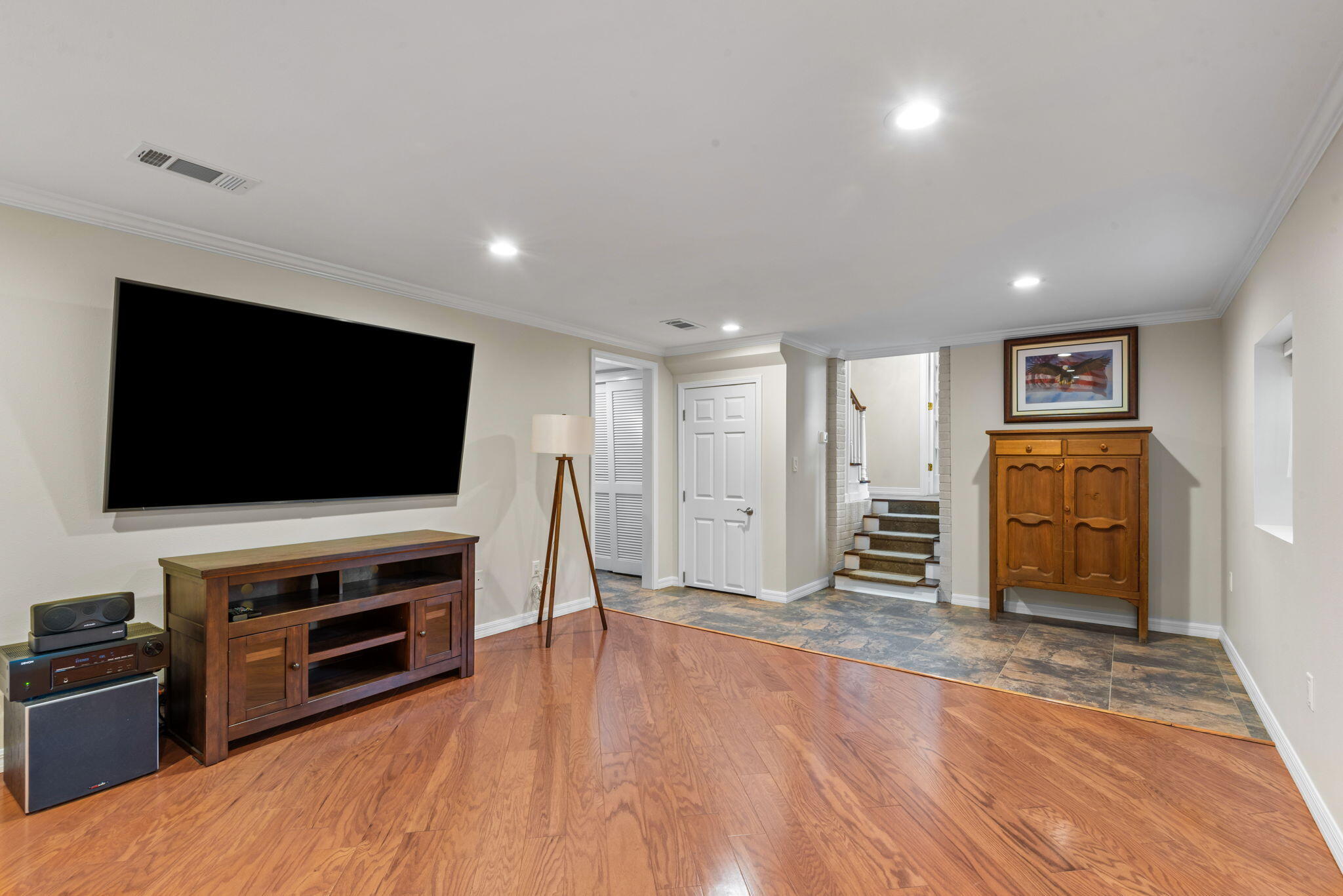 5 Maple Avenue