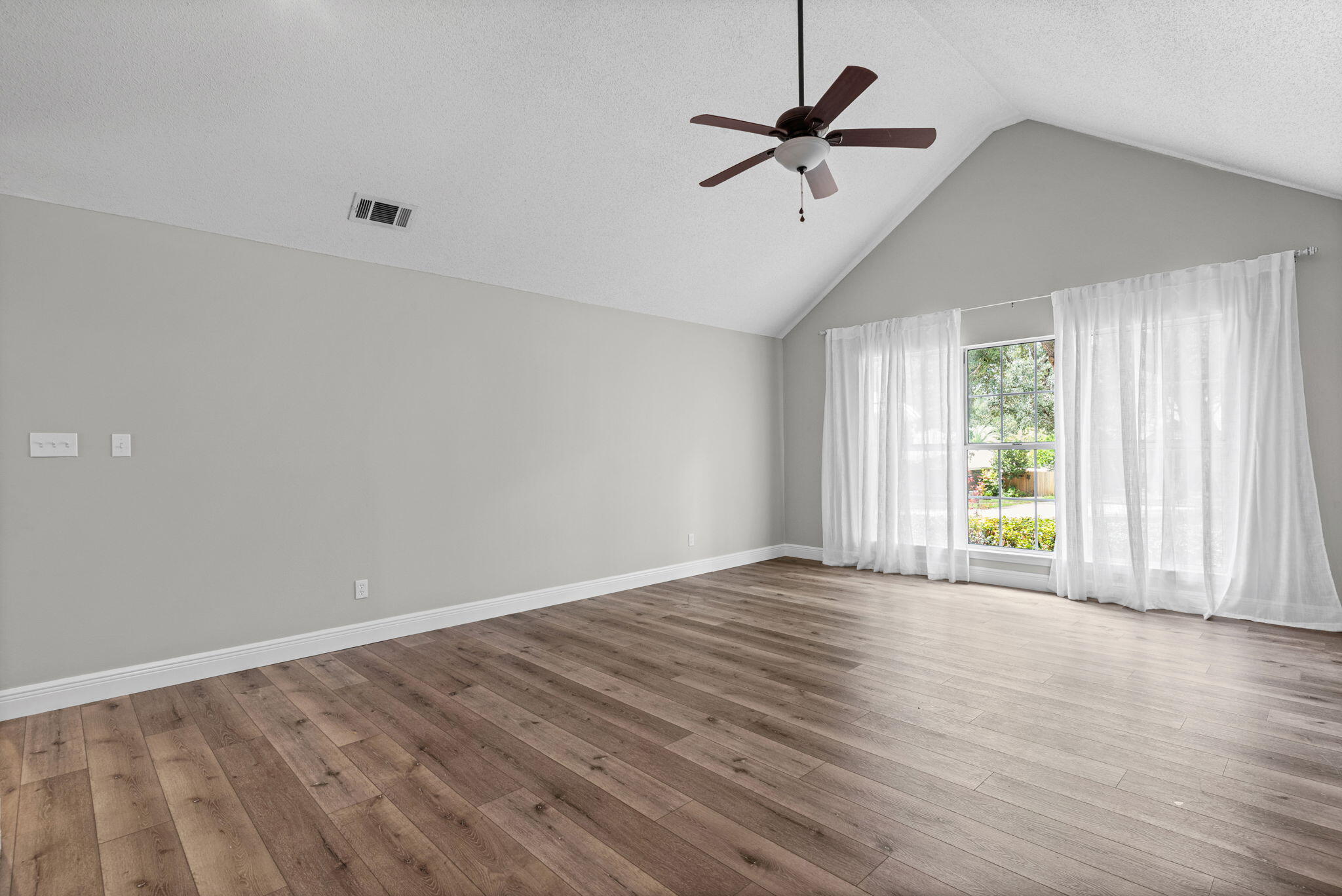 149 N Bermuda Circle