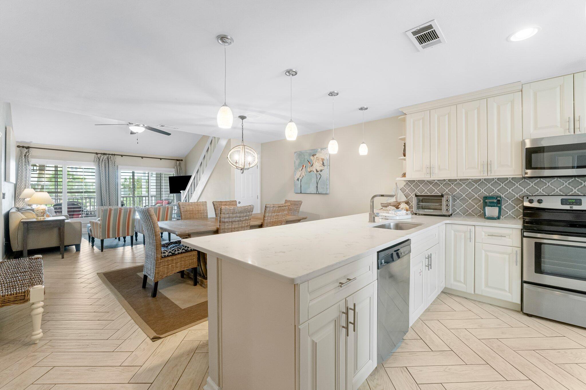 4984 W County Highway 30A Road, APT 7B