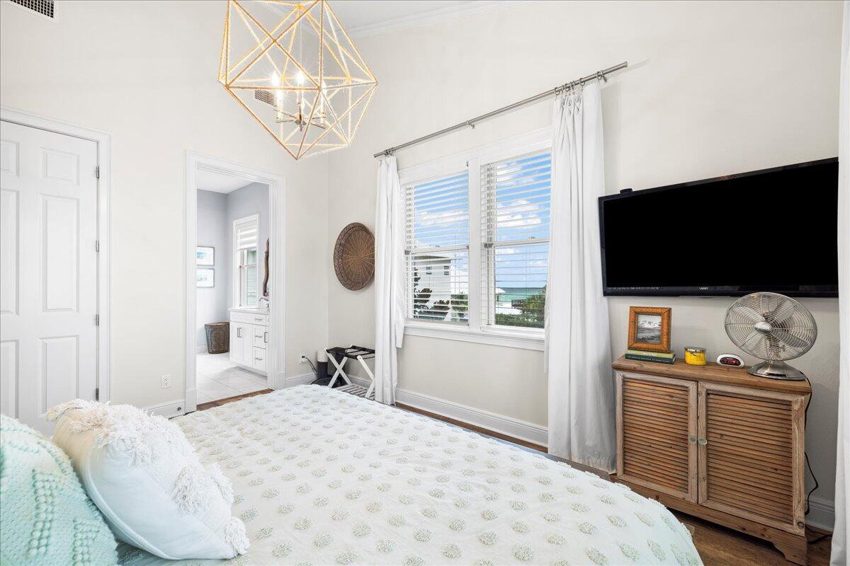 6073 W County Highway 30A, APT 205