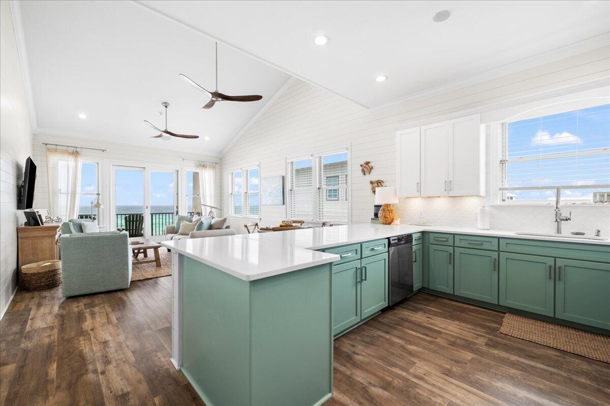 6073 W County Highway 30A, APT 205