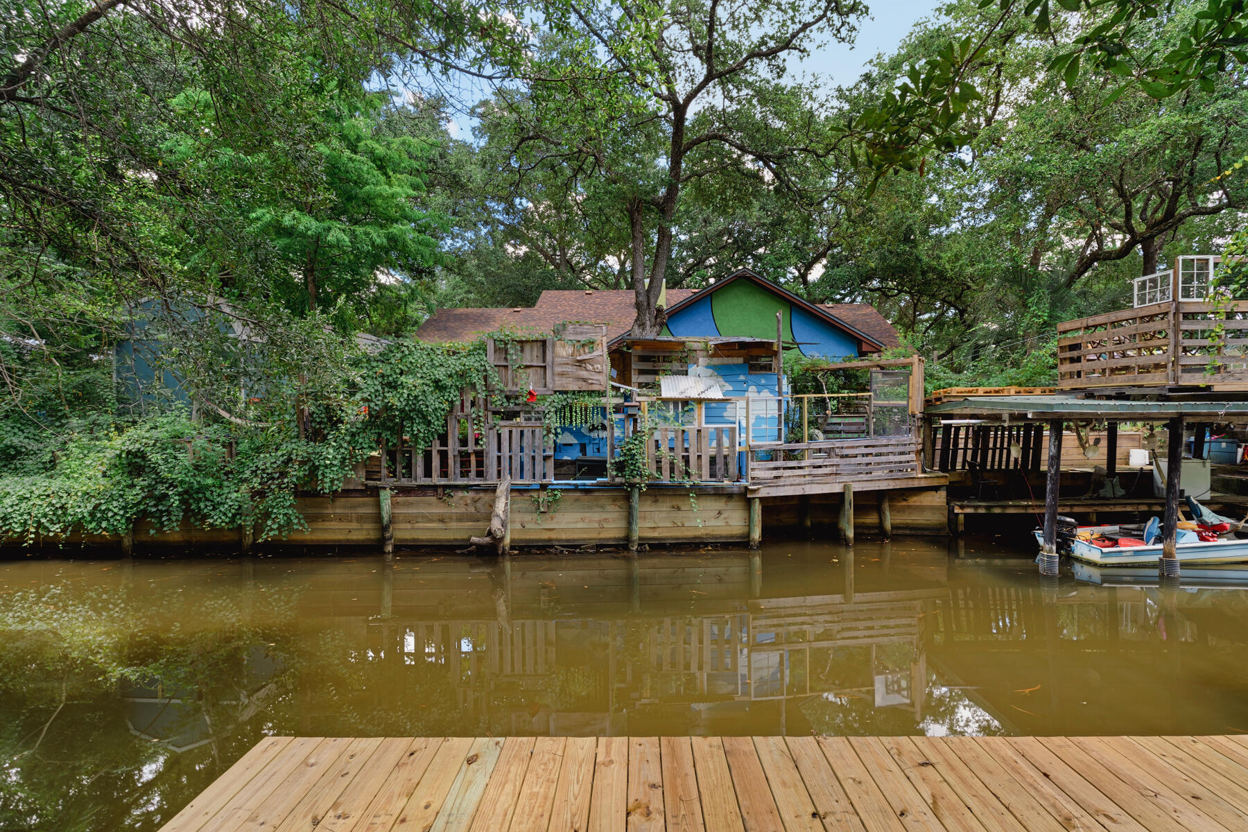 771 Alaqua Drive