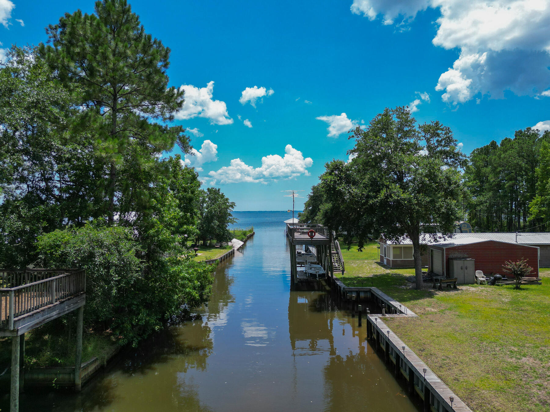 771 Alaqua Drive