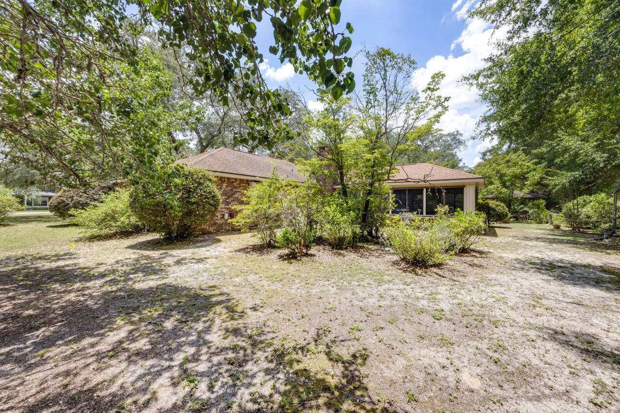 2601 Edgewater Drive