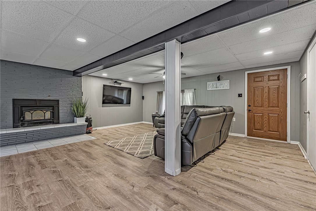 376 White School Road