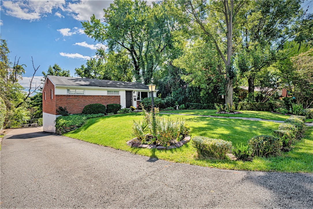 725 Cottonwood Drive