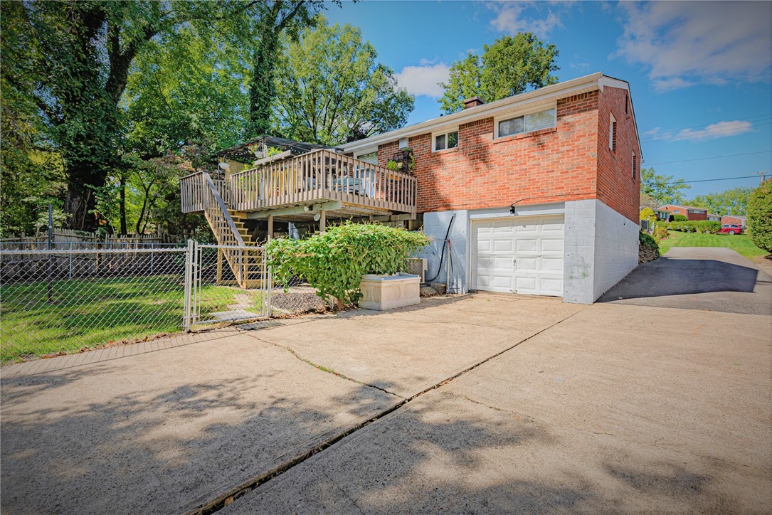 725 Cottonwood Drive