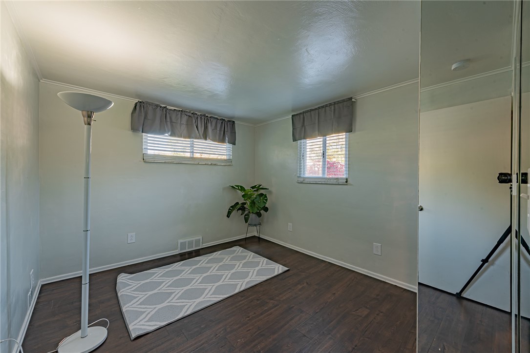 725 Cottonwood Drive