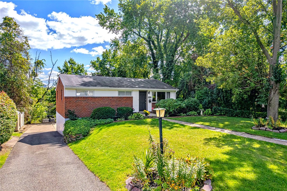 725 Cottonwood Drive