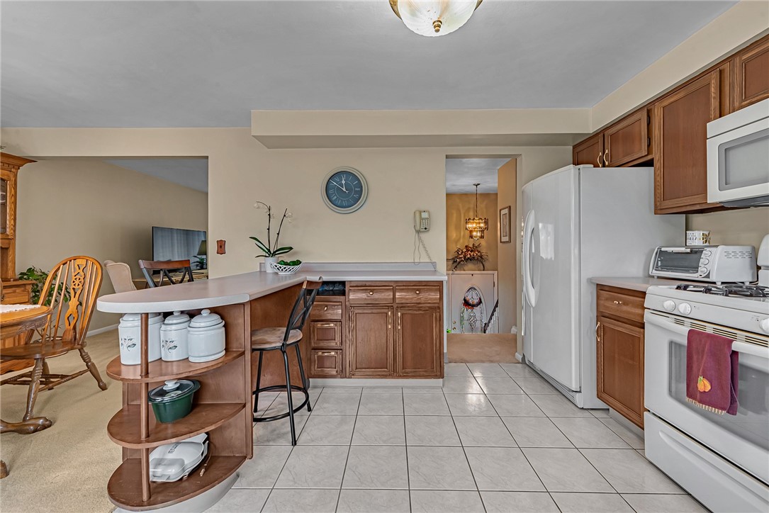 4090 Stratford Drive