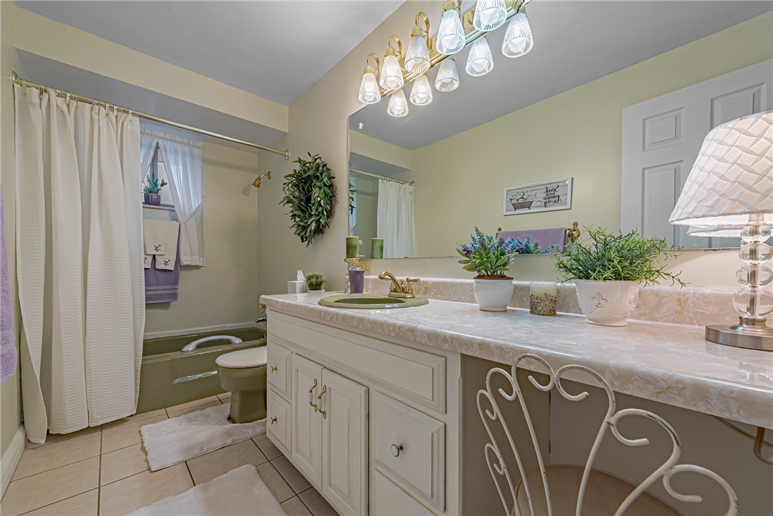 4090 Stratford Drive