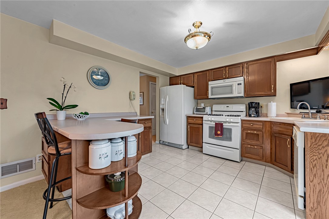 4090 Stratford Drive