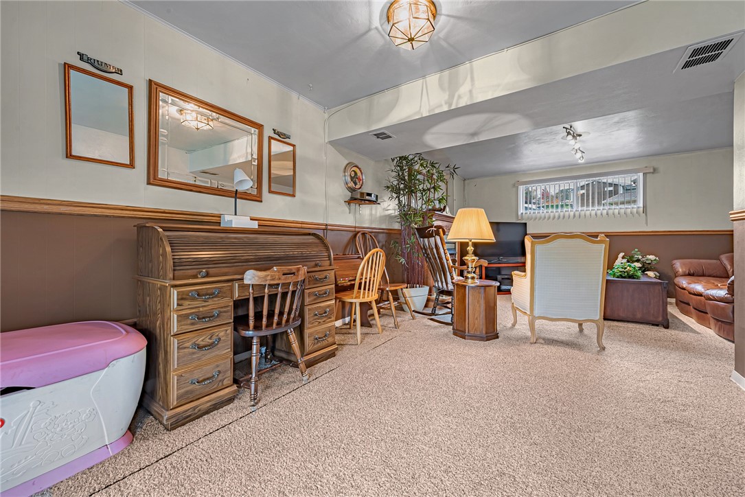 4090 Stratford Drive