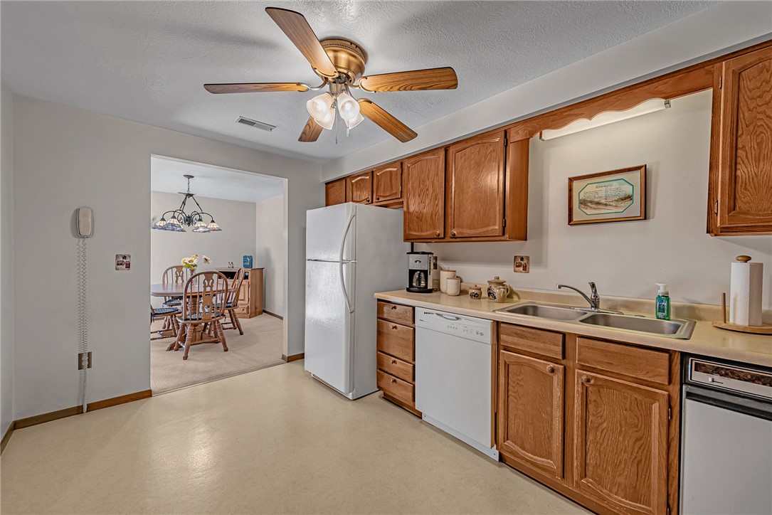 101 Woodstone Lane 13