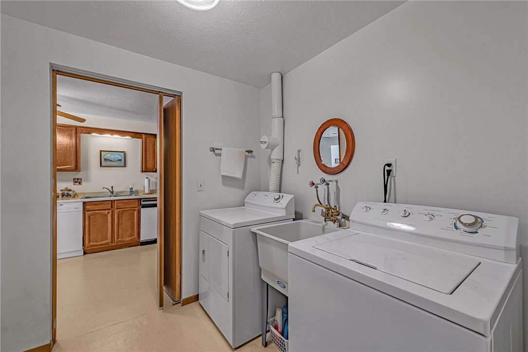 101 Woodstone Lane 13