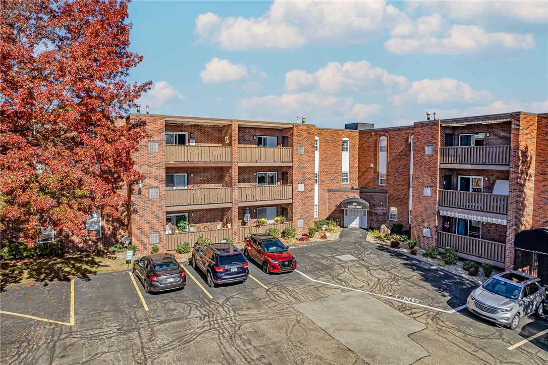 101 Woodstone Lane 13