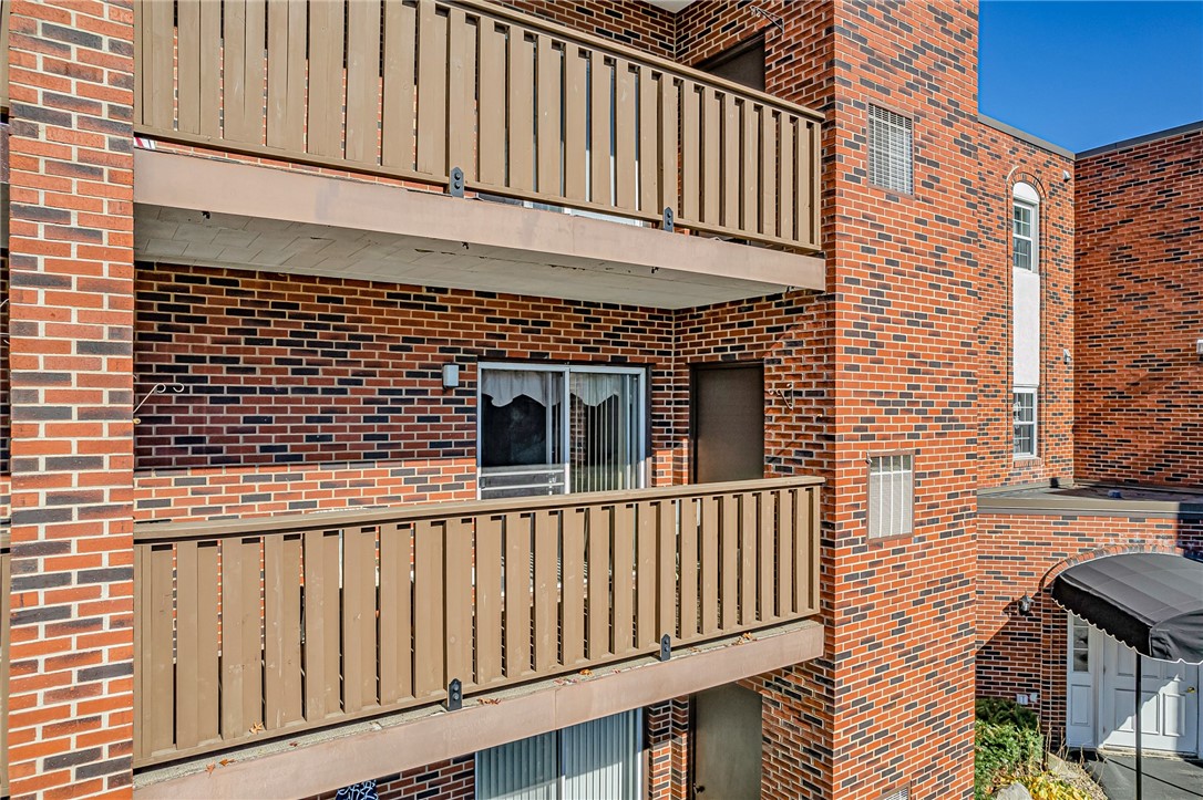 101 Woodstone Lane 13