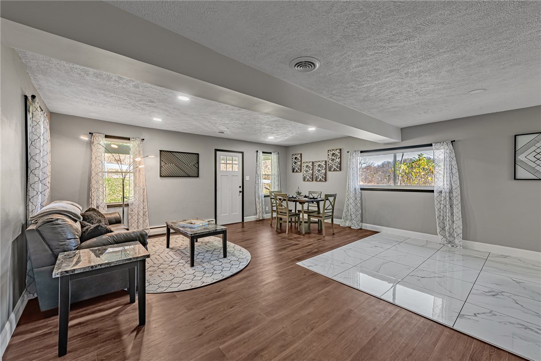 2560 Pleasant Valley Rd