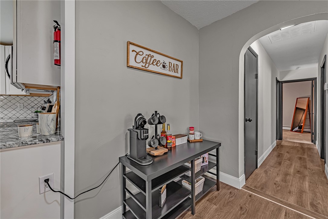 2560 Pleasant Valley Rd