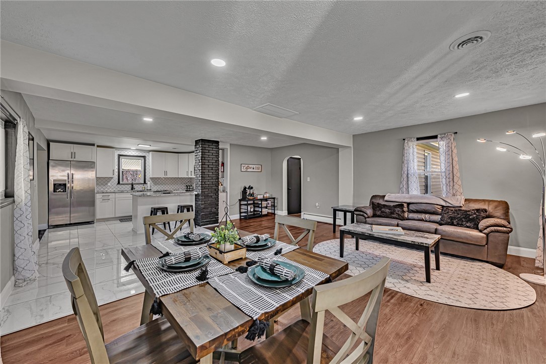 2560 Pleasant Valley Rd