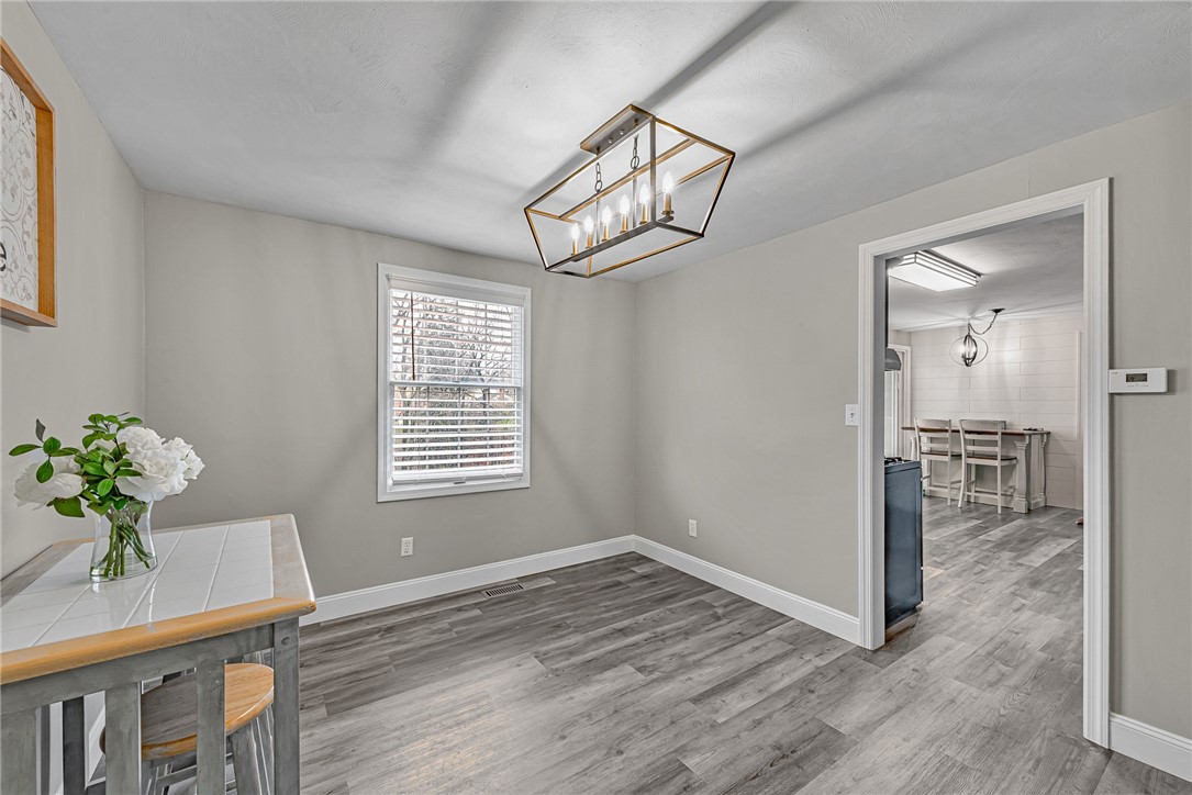 5868 Claridge Export Road