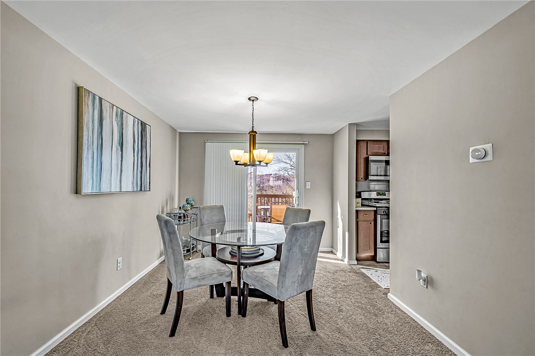 126 Crescent Garden Dr