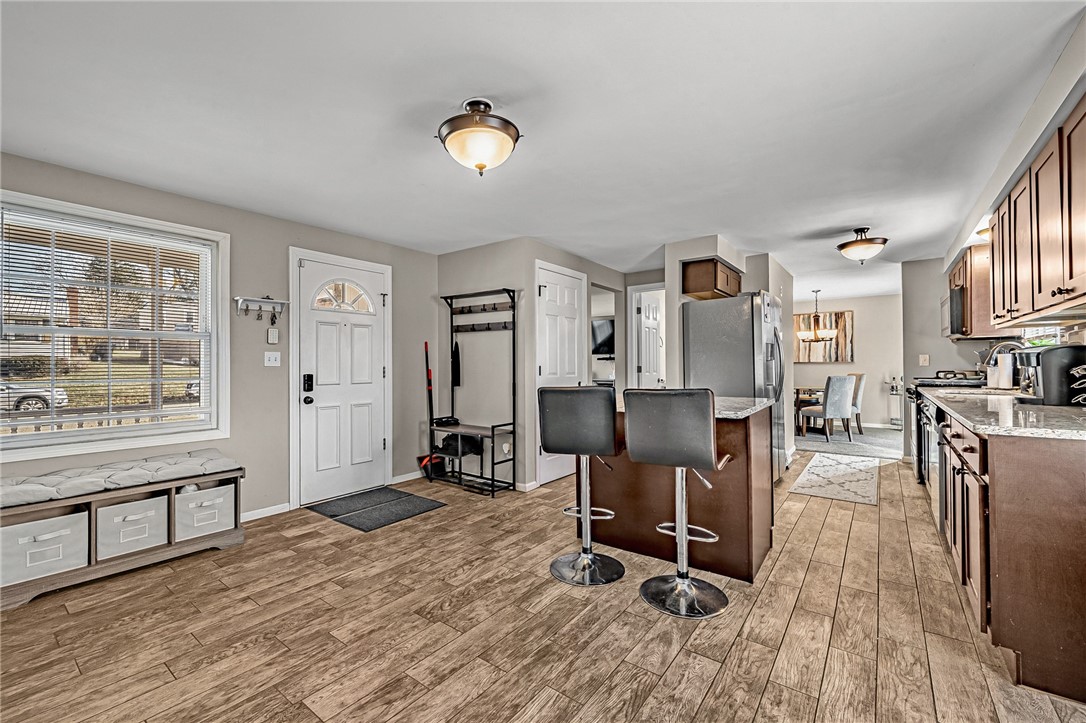 126 Crescent Garden Dr