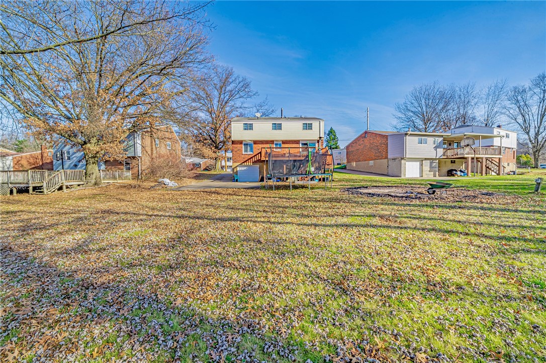 126 Crescent Garden Dr