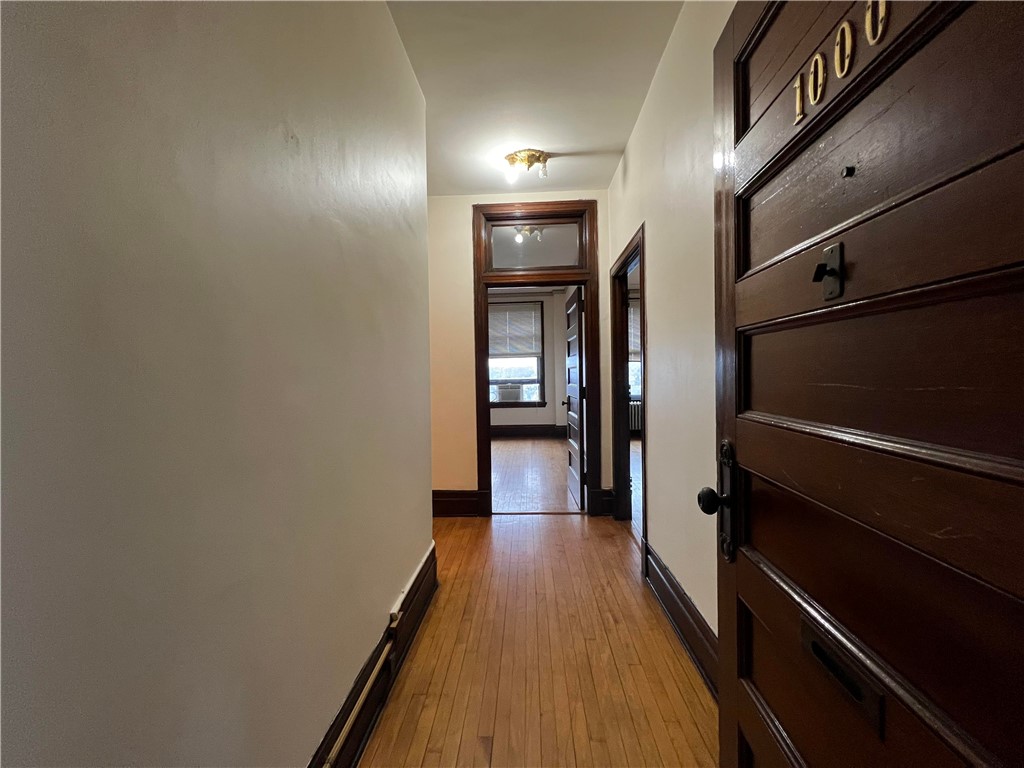 50 W Main Street 1000