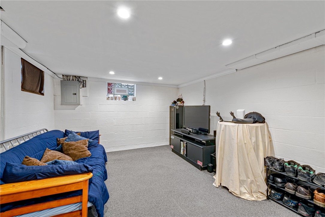 1025 Chestnut Street