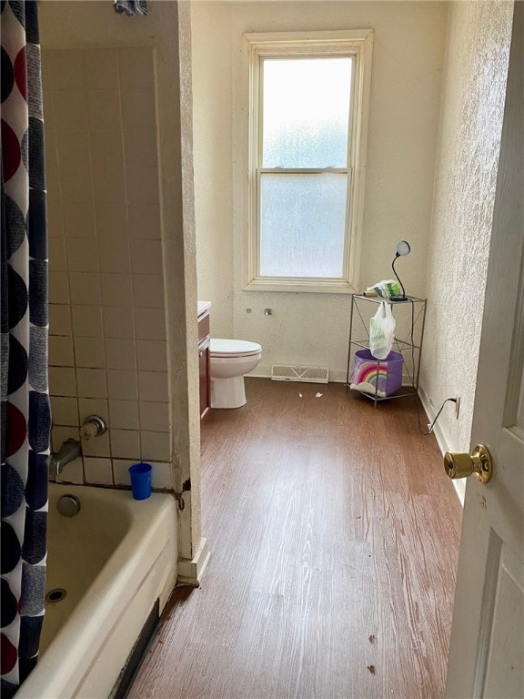 2749 Glen Mawr Street