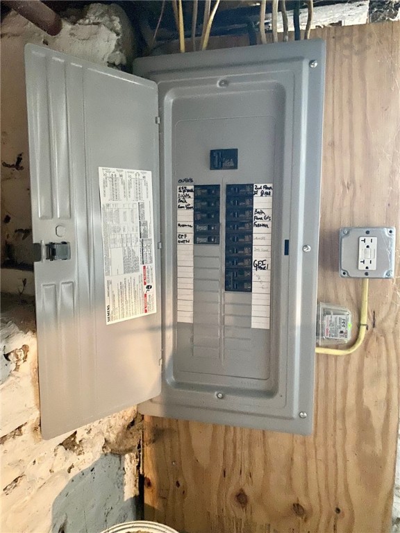 2749 Glen Mawr Street