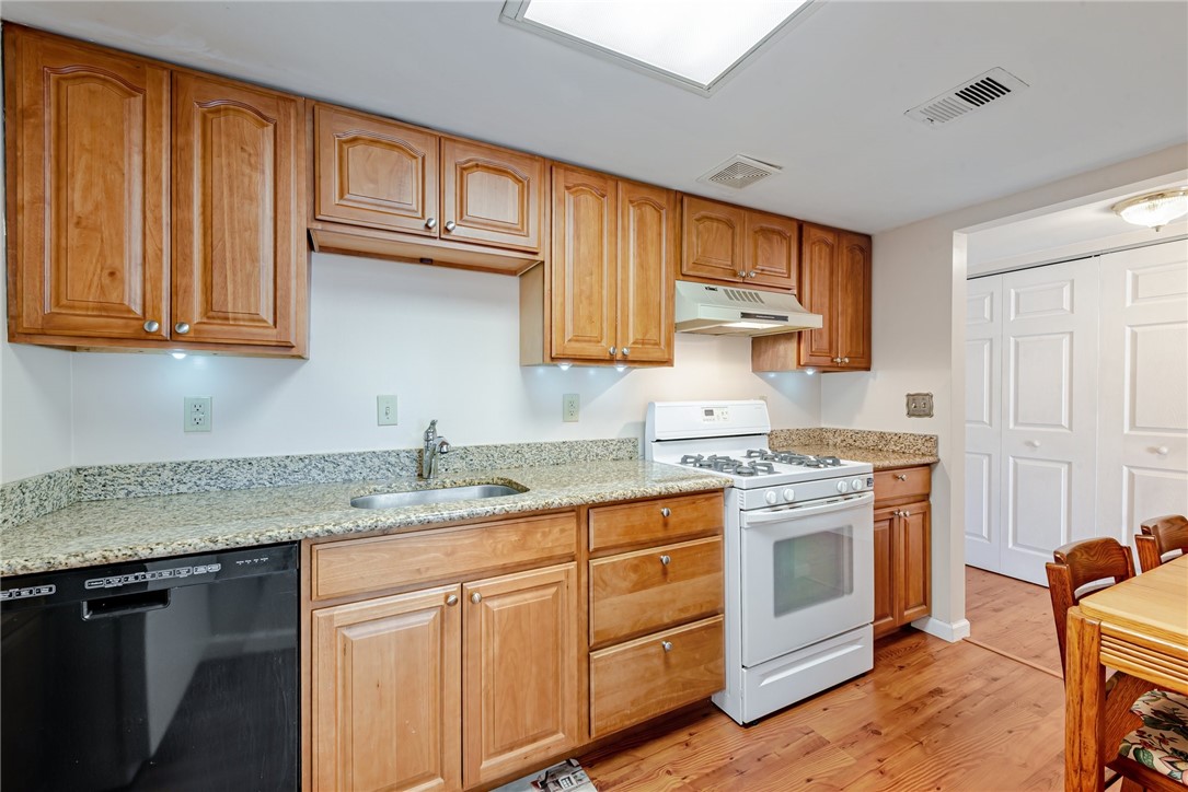 1400 Smokey Wood Dr 711