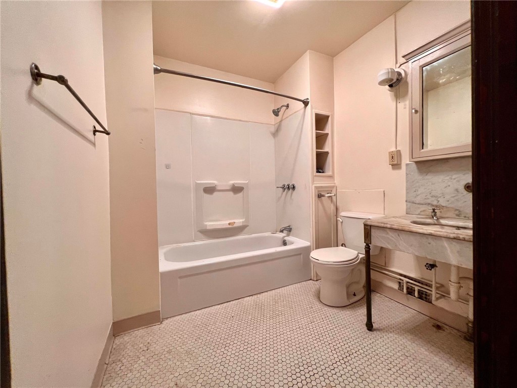 50 W Main Street 802