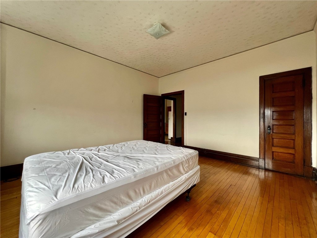 50 W Main Street 901