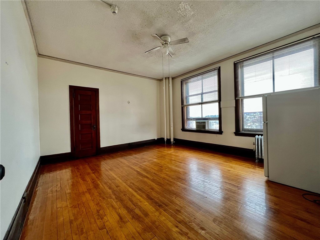 50 W Main Street 1012