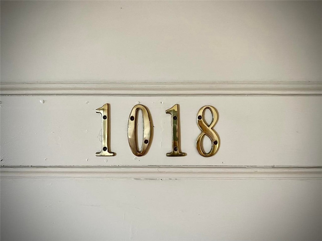 50 W Main Street 1018