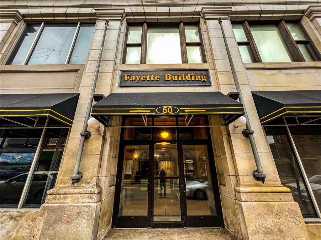 50 W Main Street 1018